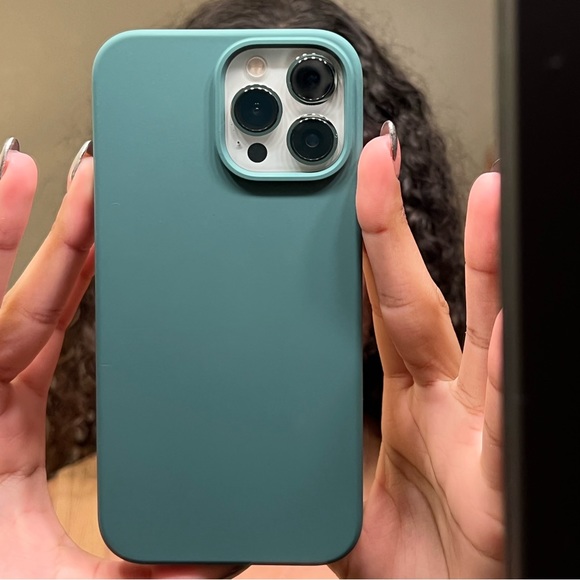 Phone case - Picture 4 of 4